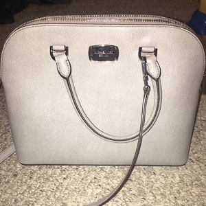 Brand new Michael Kors Cindy cross body purse